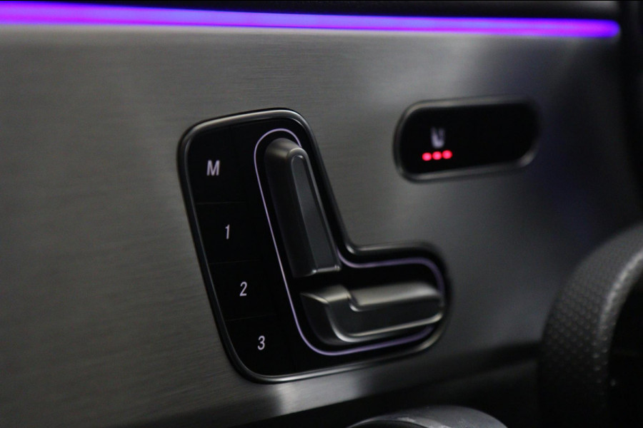 Mercedes-Benz CLA-Klasse 200 AMG NAP/DEAELERONDERHOUD/PANO/MEMORY/KEYLESS/CAMERA/VOL!