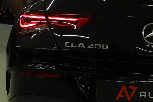 Mercedes-Benz CLA-Klasse 200 AMG NAP/DEAELERONDERHOUD/PANO/MEMORY/KEYLESS/CAMERA/VOL!