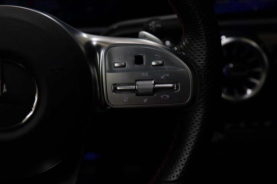 Mercedes-Benz CLA-Klasse 200 AMG NAP/DEAELERONDERHOUD/PANO/MEMORY/KEYLESS/CAMERA/VOL!