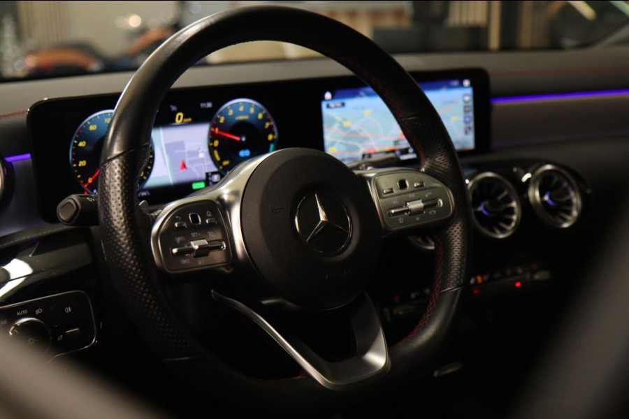 Mercedes-Benz CLA-Klasse 200 AMG NAP/DEAELERONDERHOUD/PANO/MEMORY/KEYLESS/CAMERA/VOL!