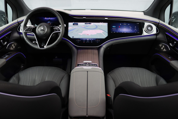 Mercedes-Benz EQS SUV 500 4MATIC Luxury Line 108 kWh | Luchtvering | Hyperscreen | Achterasbesturing | Distronic+ | Stoelventilatie | HUD | Elek. Achterbank | Burmester | Warmtepomp | Digital Light |