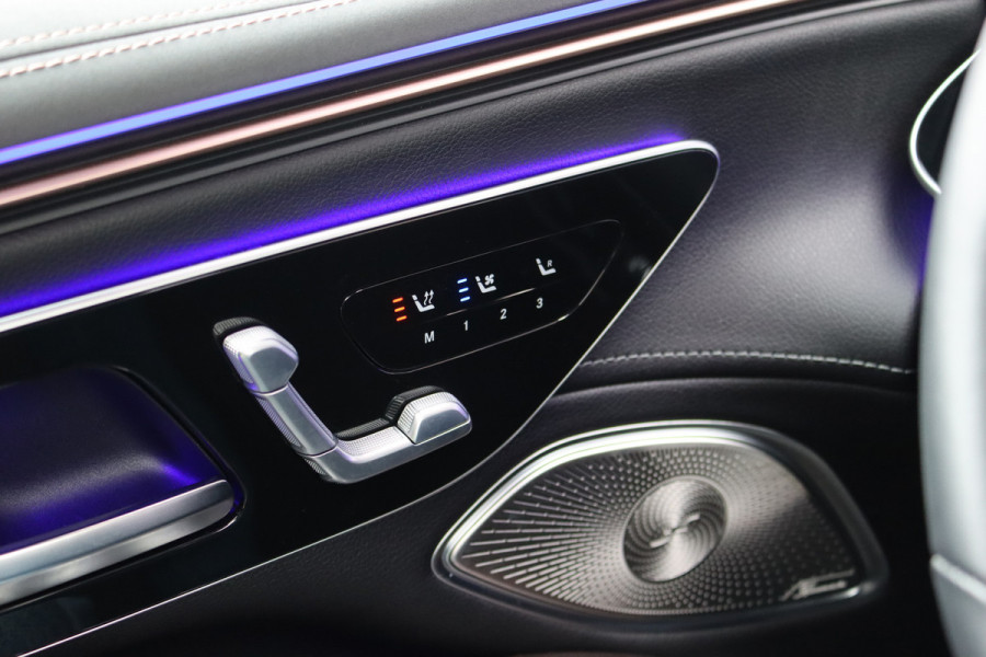 Mercedes-Benz EQS SUV 500 4MATIC Luxury Line 108 kWh | Luchtvering | Hyperscreen | Achterasbesturing | Distronic+ | Stoelventilatie | HUD | Elek. Achterbank | Burmester | Warmtepomp | Digital Light |