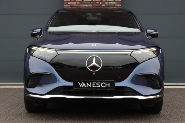 Mercedes-Benz EQS SUV 500 4MATIC Luxury Line 108 kWh | Luchtvering | Hyperscreen | Achterasbesturing | Distronic+ | Stoelventilatie | HUD | Elek. Achterbank | Burmester | Warmtepomp | Digital Light |