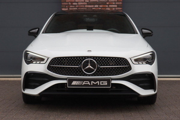 Mercedes-Benz CLA-Klasse Shooting Brake 250 e AMG Line Aut8 | Facelift | Panoramadak | Distronic+ | Memory | Verwarmd Stuuwiel | Leder | HUD | Sfeerverlichting | Augmented Reality | Surround Camera | Keyless Go |