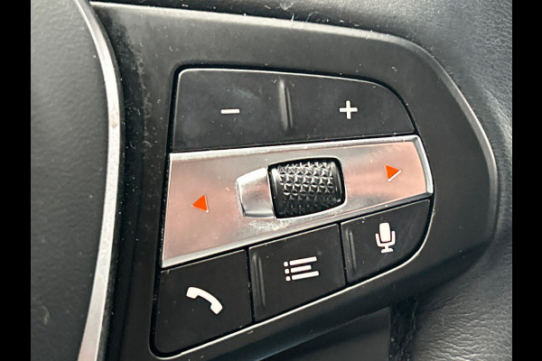 BMW 1-serie 118i Executive Edition * Origineel Nederlands * Carplay Navigatie Climate-control Cruise