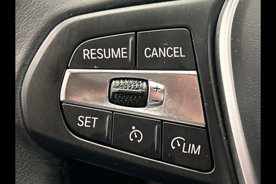 BMW 1-serie 118i Executive Edition * Origineel Nederlands * Carplay Navigatie Climate-control Cruise