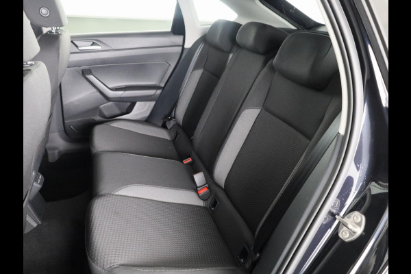 Volkswagen Taigo Life Edition 1.0 TSI 95 PK 5 versn. Hand | Climatronic | Trekhaak | Stoelverwarming | Camera |