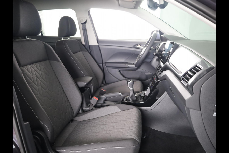 Volkswagen T-Cross Life Edition 1.0 TSI 95 PK 5 versn. Hand | Parkeersensoren | Stoelverwarming | Camera |