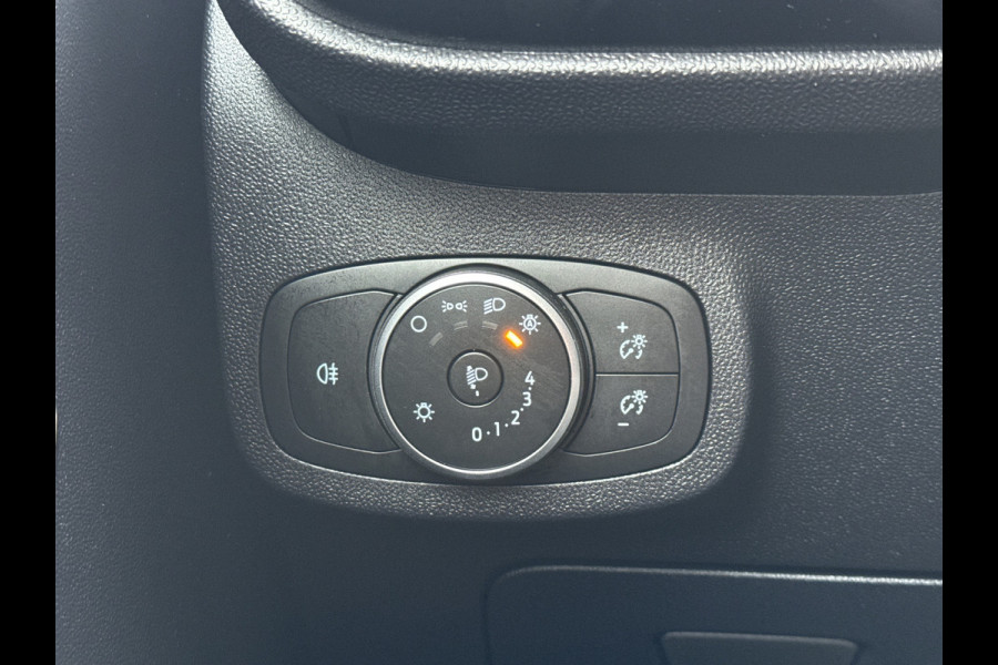 Ford Fiesta 1.0 EcoBoost Hybrid TITANIUM CRUISE/AIRCO/BLUETOOTH