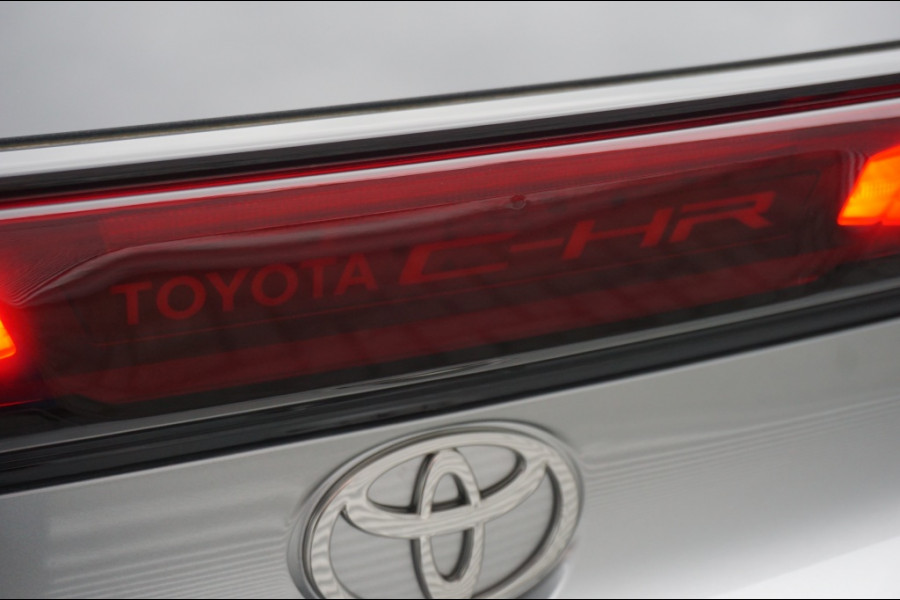 Toyota C-HR 2.0 PHEV 220PK Dynamic NIEUW | LUXE