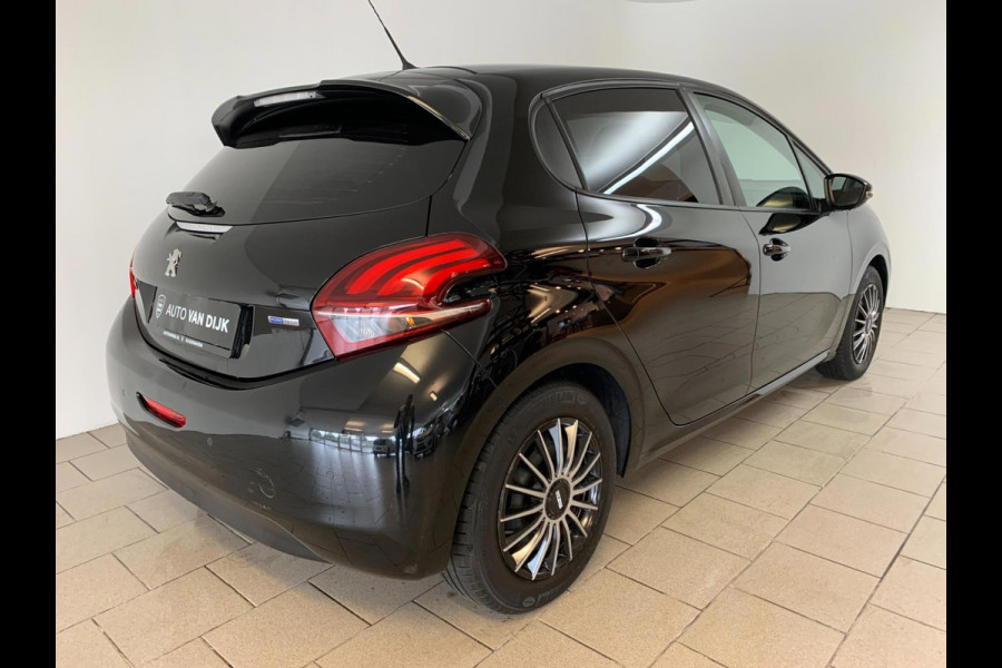 Peugeot 208 1.2 PureTech Blue Lion AIRCO NAVI CRUISE ELEK RAMEN CENT VERG SPARCO WIELDOPSET MULTI STUUR MISTLAMPEN NIEUWSTAAT