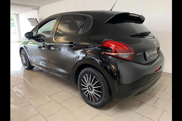 Peugeot 208 1.2 PureTech Blue Lion AIRCO NAVI CRUISE ELEK RAMEN CENT VERG SPARCO WIELDOPSET MULTI STUUR MISTLAMPEN NIEUWSTAAT