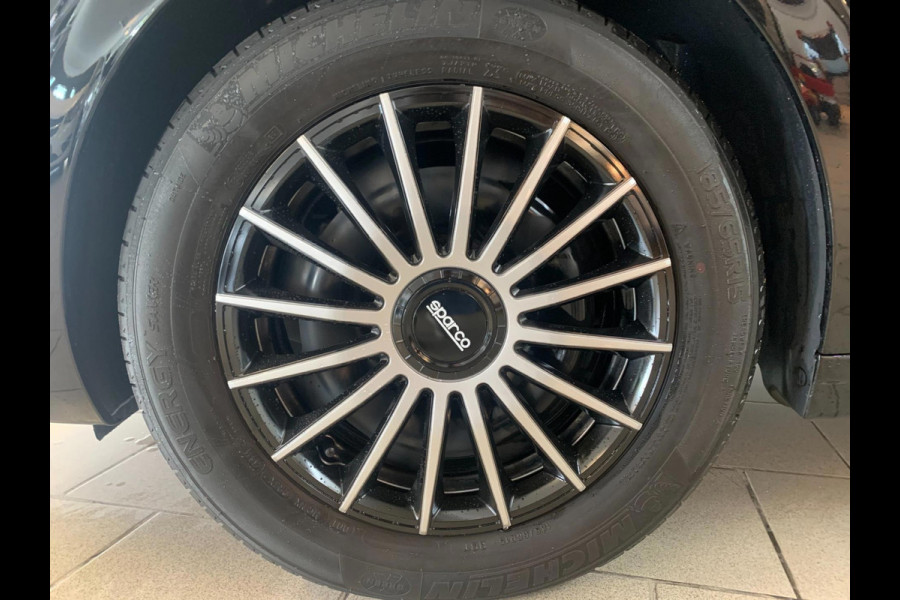 Peugeot 208 1.2 PureTech Blue Lion AIRCO NAVI CRUISE ELEK RAMEN CENT VERG SPARCO WIELDOPSET MULTI STUUR MISTLAMPEN NIEUWSTAAT