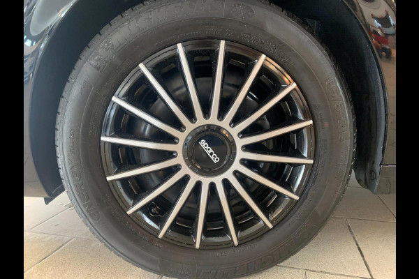 Peugeot 208 1.2 PureTech Blue Lion AIRCO NAVI CRUISE ELEK RAMEN CENT VERG SPARCO WIELDOPSET MULTI STUUR MISTLAMPEN NIEUWSTAAT