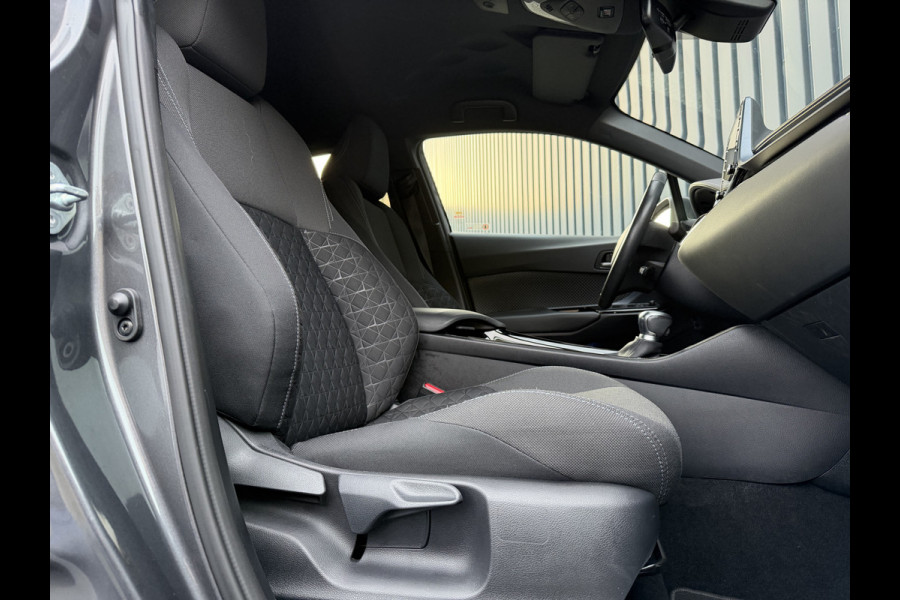 Toyota C-HR 2.0 Hybrid Dynamic | BSM | PDC V+A | Rijklaar!!