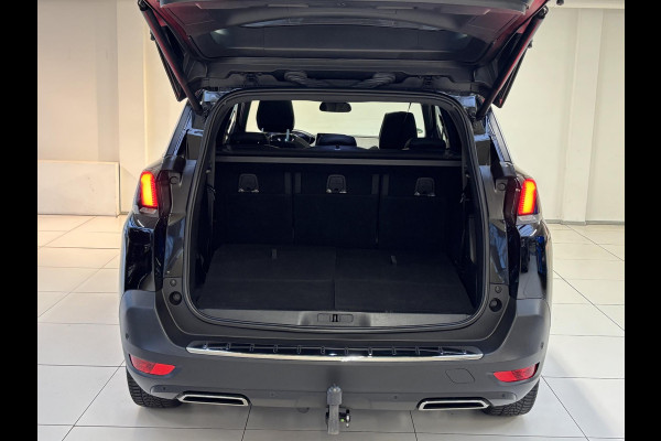 Peugeot 5008 1.6 PureTech GT-Line 7 pers | Panoramadak | Trekhaak afneembaar | Leder | Memory | Stoelverwarming | elektrisch verstelbare stoelen | Navi | Android auto / Apple carplay | Elektrische achterklep | Achteruitrijcamera
