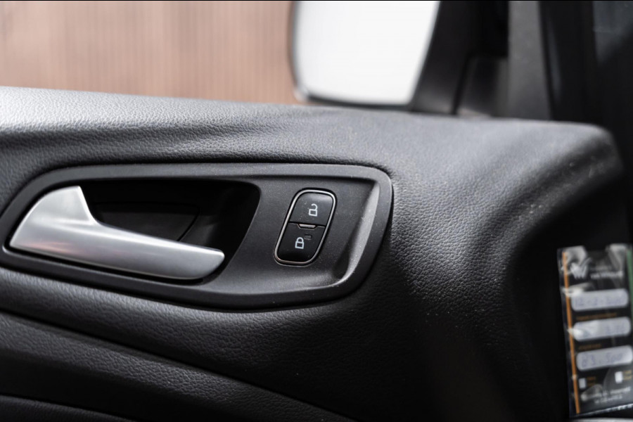 Ford Kuga 1.5 EcoBoost Trend Ultimate Trekhaak Bluetooth Led LM Velgen