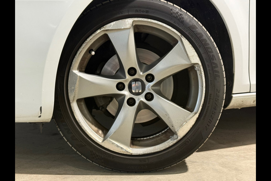 Ford Kuga 1.5 EcoBoost Trend Ultimate Trekhaak Bluetooth Led LM Velgen