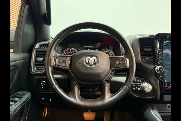 Dodge Ram 1500 5.7 V8 4x4 Crew Cab Sport | Full BLACK | Camera | ALPINE | Soft Cover | Apple Carplay | Cruise |