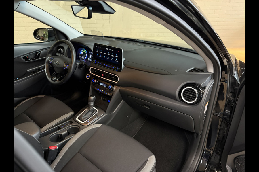 Hyundai Kona 1.6 GDI HEV Fashion | Navi | ACC | Krell | Camera | HUD | Dode hoek | 100% Dealer onderhouden!