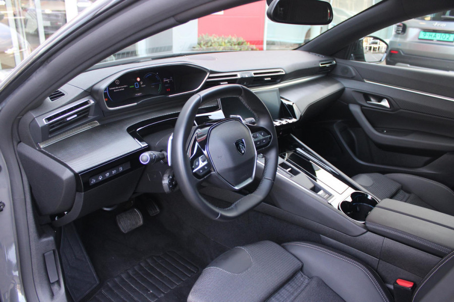 Peugeot 508 SW 1.6 HYbrid 225PK ALLURE BLACK PACK MATRIX LED KOPLAMPEN | ADAPTIEVE ACHTERVERLICHTING | SFEERVERLICHTING | NAVIGATIE | DRAADLOOS APPLE CARPLAY/ANDROID AUTO | HD CAMERA'S VOOR EN ACHTER PLUS 360 | ADAPTIEVE CRUISCONTROL | COMFORT BUSINESS PACK - AGR VOORSTOELEN MET UITSCHUIFBARE NEUS, STOELVERWARMING, ELEKTRISCH VERSTELBARE HELLINGSHOEK/LENDESTEUN | DODEHOEKBEWAKING | 18'' LICHTMETALEN VELGEN TYPE SPERONE BLACK | DONKERE HEMELBEKLEDING | ELEKTRISCH BEDIENBARE ACHTERKLEP | GLANZEND ZWARTE DAKRAILING | EXTRA GETINTE ACHTERRUITEN |