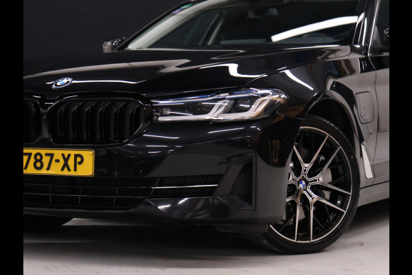 BMW 5 Serie Touring 530e Business Edition Plus [APPLE CARPLAY, ANDROID AUTO, VOL LEDER, MEMORY SEATS, SPORTSTOELEN, LASER LIGHT, NIEUWSTAAT]