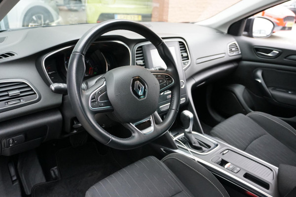Renault Mégane Estate 1.3 TCe AUT. + TREKHAAK / CARPLAY