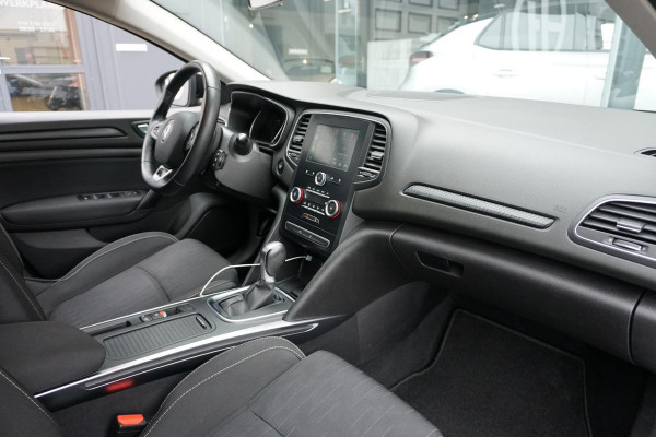Renault Mégane Estate 1.3 TCe AUT. + TREKHAAK / CARPLAY