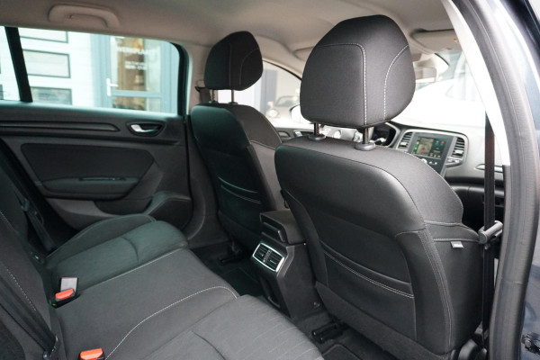 Renault Mégane Estate 1.3 TCe AUT. + TREKHAAK / CARPLAY