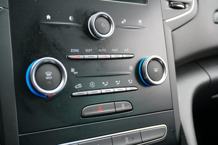 Renault Mégane Estate 1.3 TCe AUT. + TREKHAAK / CARPLAY