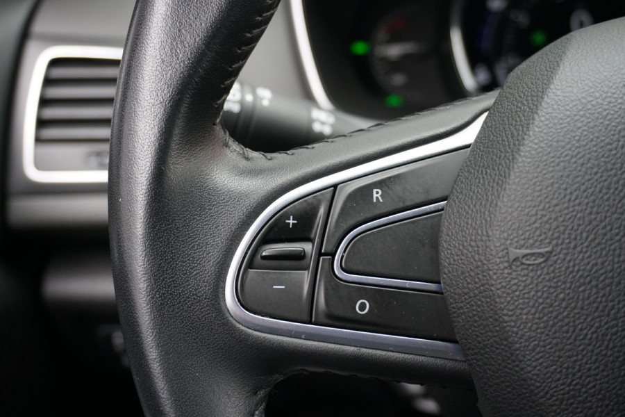 Renault Mégane Estate 1.3 TCe AUT. + TREKHAAK / CARPLAY