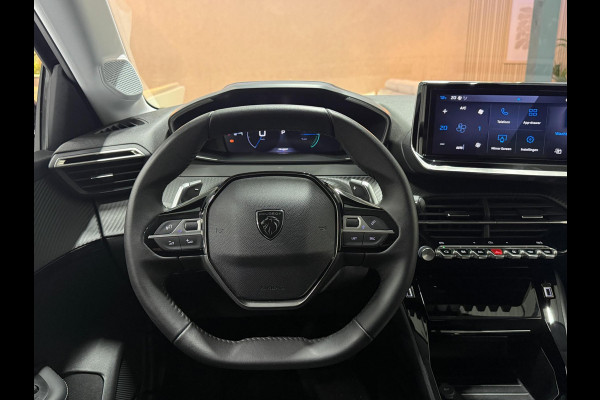 Peugeot 208 Allure BLACKEDITION Aut. 100 PK Navi Leder Led Carbon PDC ACC Carplay