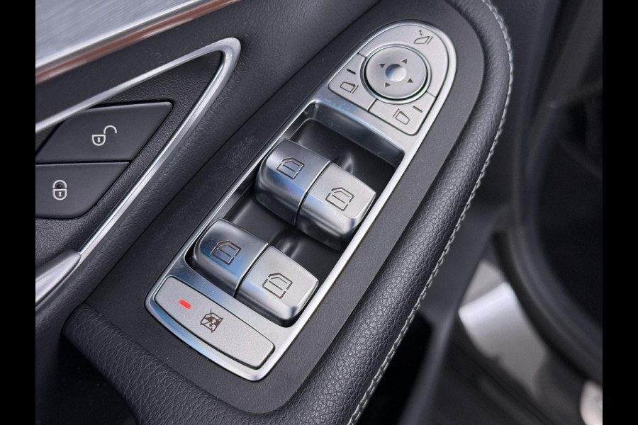 Mercedes-Benz EQC 400 4MATIC Business Solution AMG 80 kWh | SOH 94% | ADAPTIVE CRUISE CONTROL| ELEK. ACHTERKLEP| CAMERA| COMPLETE AUTO|