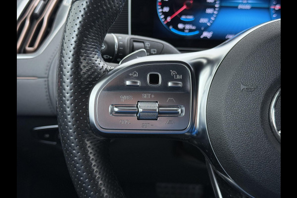 Mercedes-Benz EQC 400 4MATIC Business Solution AMG 80 kWh | SOH 94% | ADAPTIVE CRUISE CONTROL| ELEK. ACHTERKLEP| CAMERA| COMPLETE AUTO|