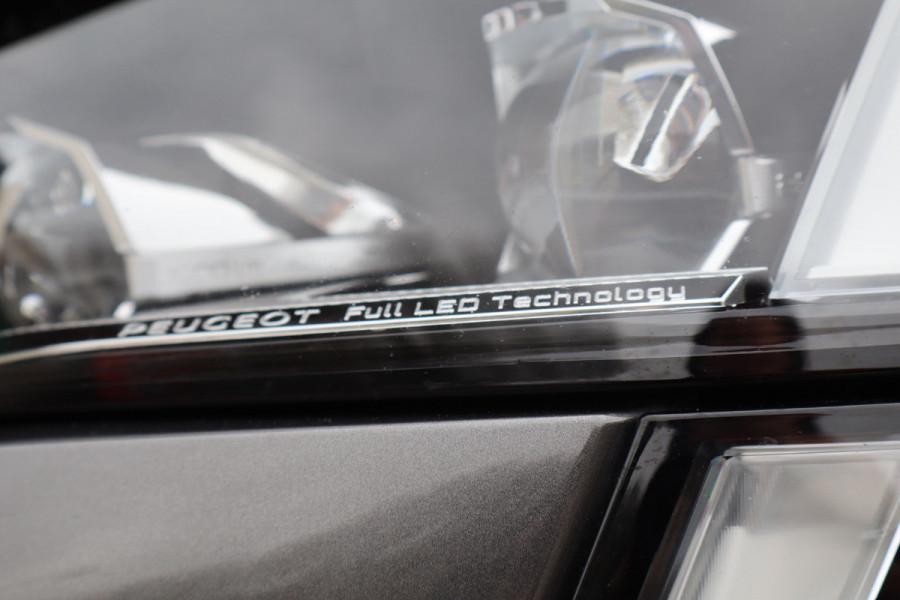 Peugeot 508 SW 1.6 HYbrid Active Pack Business Navi / Cruise / 360 Camera / Trekkaak / Lichtmetaal.