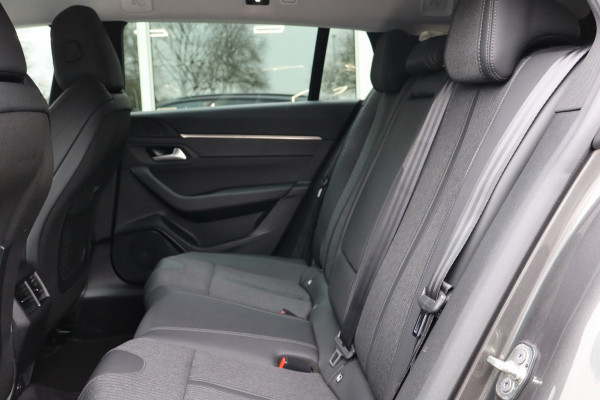 Peugeot 508 SW 1.6 HYbrid Active Pack Business Navi / Cruise / 360 Camera / Trekkaak / Lichtmetaal.