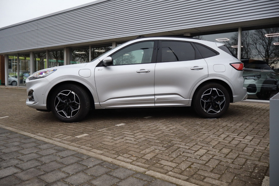 Ford Kuga 2.5 PHEV ST-Line 225 Pk / Panoramadak, Climate / Cruise / Camera / B&O / Trekhaak / 19".