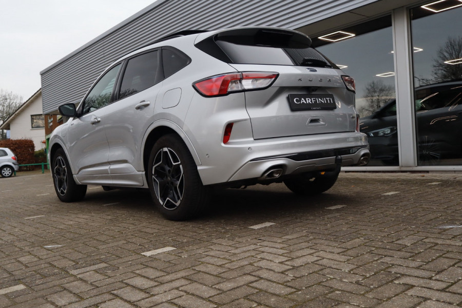 Ford Kuga 2.5 PHEV ST-Line 225 Pk / Panoramadak, Climate / Cruise / Camera / B&O / Trekhaak / 19".