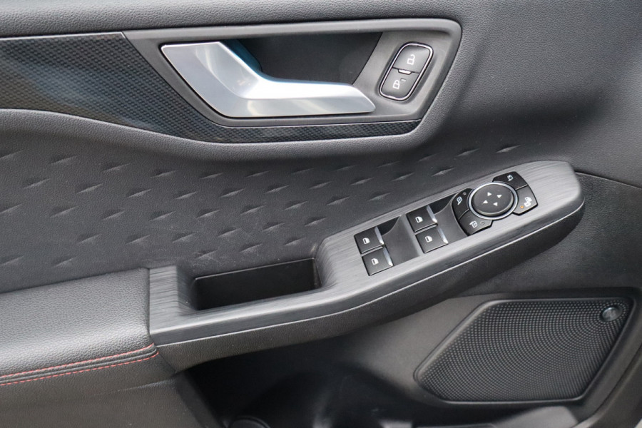 Ford Kuga 2.5 PHEV ST-Line 225 Pk / Panoramadak, Climate / Cruise / Camera / B&O / Trekhaak / 19".