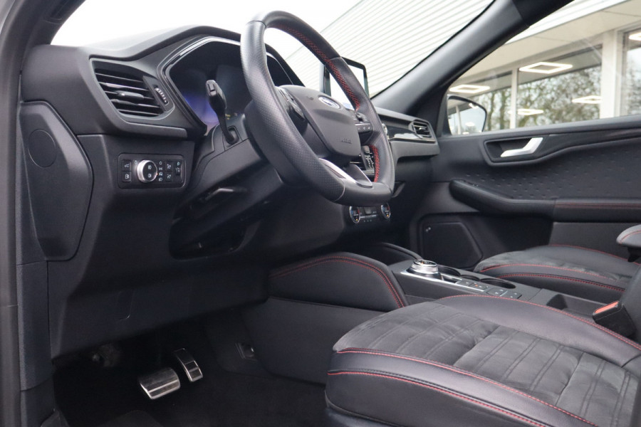 Ford Kuga 2.5 PHEV ST-Line 225 Pk / Panoramadak, Climate / Cruise / Camera / B&O / Trekhaak / 19".