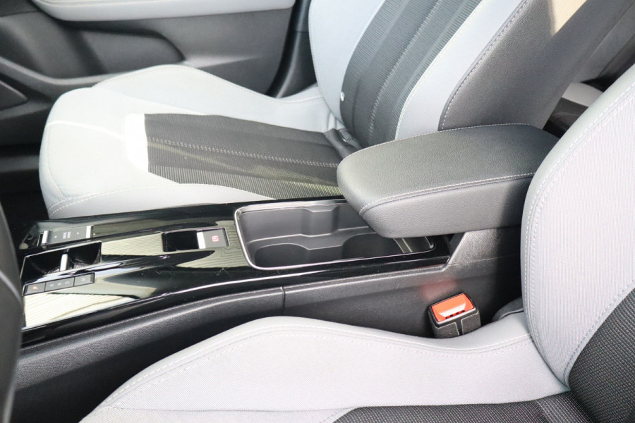 Opel Mokka 1.2 Turbo Automaat Elegance Navigatie Climate control Cruise control 17".