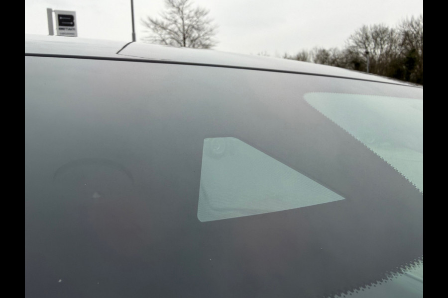 Mercedes-Benz B-Klasse 250 e 218 Pk Business Solution AMG Limited / Nav / Cruise / Sfeerverlichting / 18".