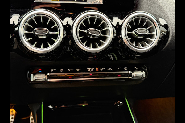 Mercedes-Benz B-Klasse 250 e 218 Pk Business Solution AMG Limited / Nav / Cruise / Sfeerverlichting / 18".