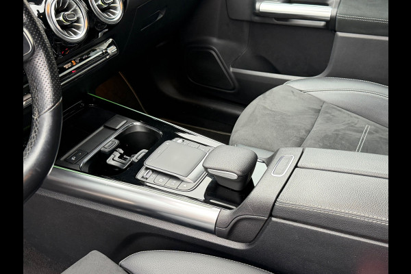 Mercedes-Benz B-Klasse 250 e 218 Pk Business Solution AMG Limited / Nav / Cruise / Sfeerverlichting / 18".