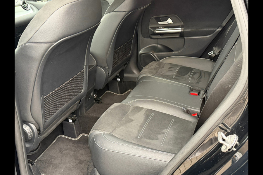 Mercedes-Benz B-Klasse 250 e 218 Pk Business Solution AMG Limited / Nav / Cruise / Sfeerverlichting / 18".