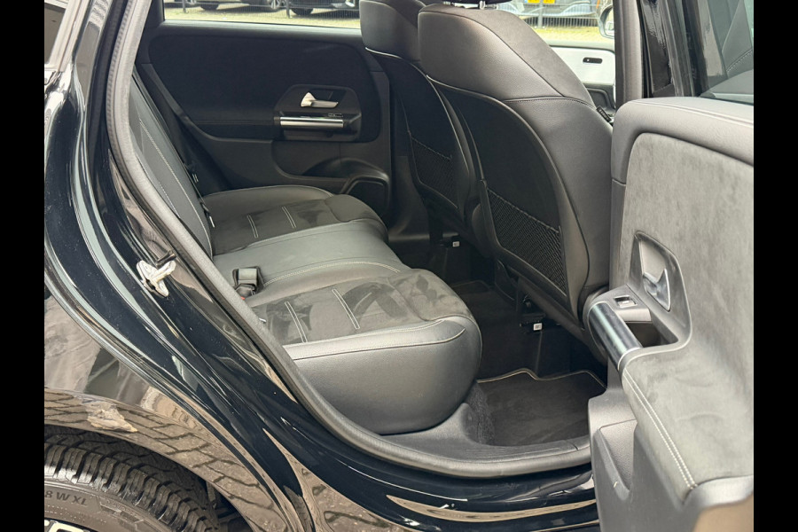 Mercedes-Benz B-Klasse 250 e 218 Pk Business Solution AMG Limited / Nav / Cruise / Sfeerverlichting / 18".