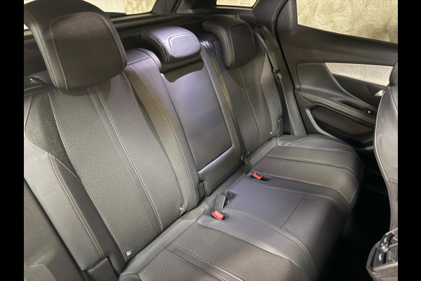 Peugeot 3008 1.6 HYbrid4 300 GT | Pano | Focal | Nachtzicht | Trekhaak | Keyless | CarPlay