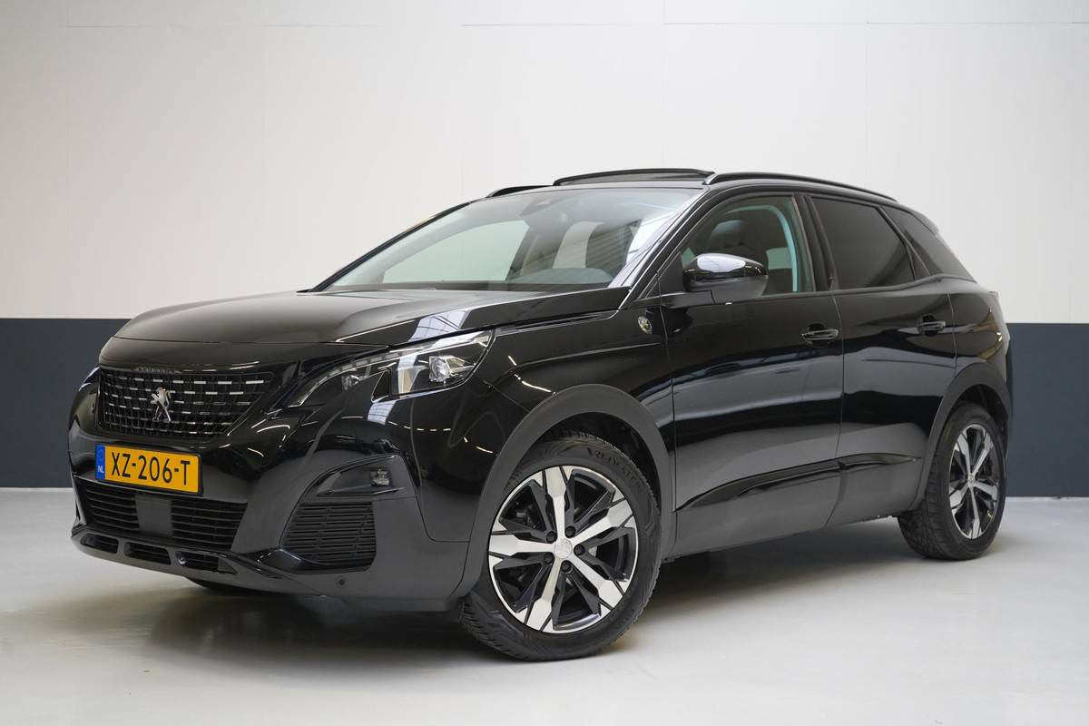 Peugeot 3008 1.2 PureTech Crossway | Panoramadak | Trekhaak | Navigatie | Camera | All-seasonbanden