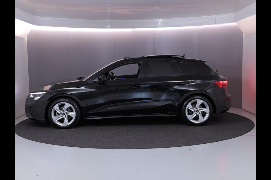 Audi A3 Sportback 35 TFSI S edition 150 pk S-tronic | Verlengde garantie | Navigatie | Panoramadak | Parkeersensoren (Park assist) | B&O Soundsystem | S-Line |