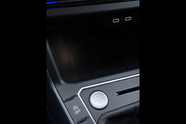 Volkswagen Polo 1.0 TSI 2x R-Line Panorama Camera CarPlay